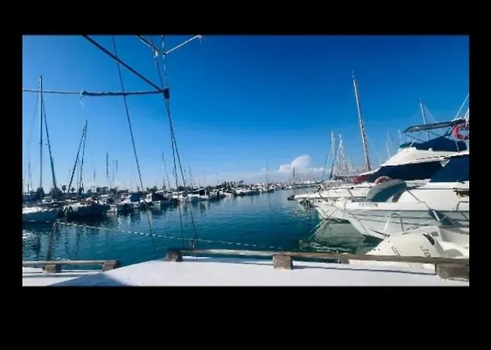 Hotel en barco La Pepa